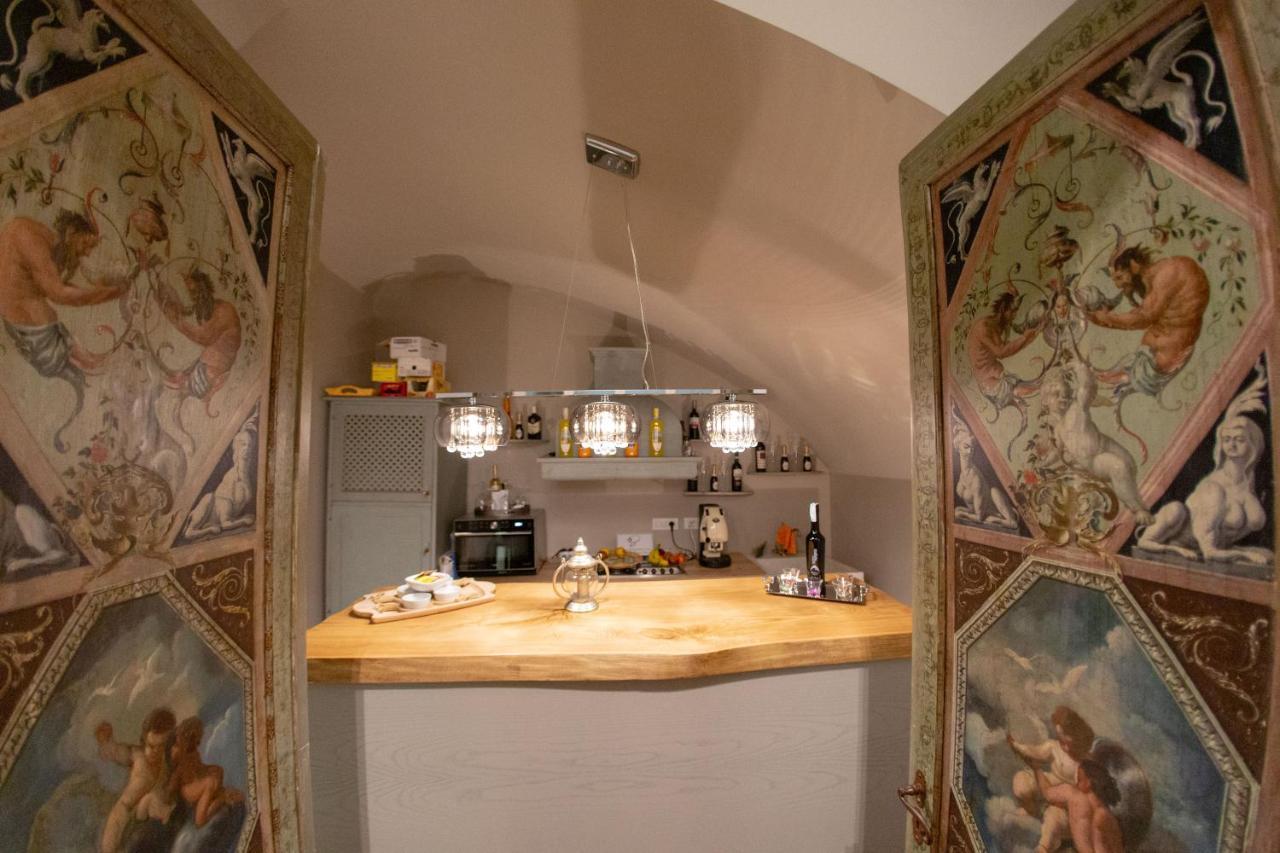Leone Camere D'Autore - Chiaia Naples Exterior photo